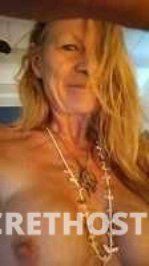 Willow 55Yrs Old Escort Las Cruces NM Image - 1