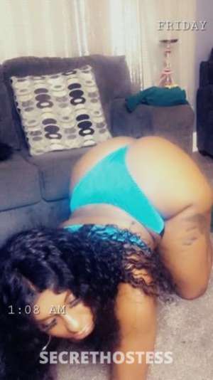 l..Girl Alert Thick Curvy Bigg Booty beauty here for a short in Norfolk VA