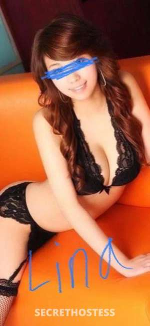 22 Year Old Chinese Escort in Boronia - Image 1