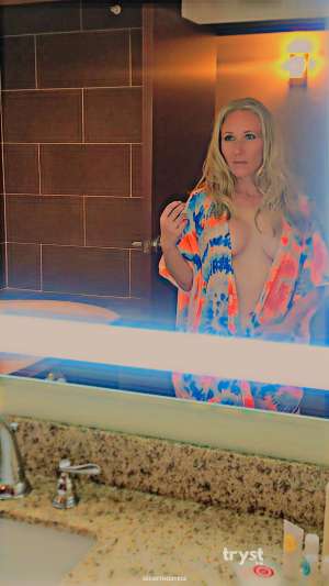 30Yrs Old Escort Size 8 Denver CO Image - 7