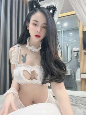 19 year old Asian Escort in Ho Chi Minh City Tina ( bảo thy ) new girl, escort
