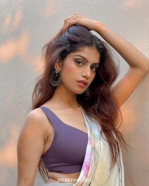 19Yrs Old Escort 167CM Tall Karachi Image - 15