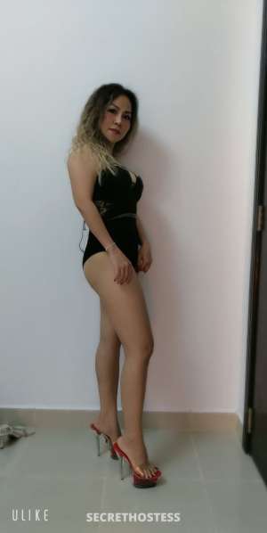 27 Year Old Asian Escort Dubai Blonde - Image 4