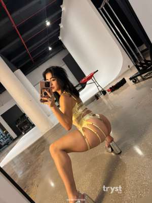 Mia 25Yrs Old Escort Size 6 New York City NY Image - 2