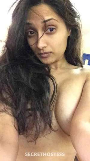 24 Year Old Indian Escort - Image 3