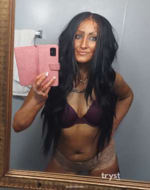 30Yrs Old Escort Size 6 Akron OH Image - 4