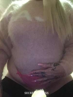 49 Year Old Blonde Escort in Coniston - Image 1