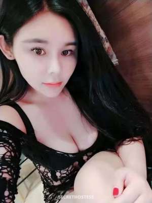 22 year old Asian Escort in Jeddah Annie offers full sex, escort