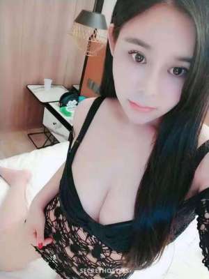 22 Year Old Asian Escort Jeddah - Image 3