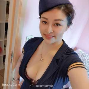 23 Year Old Asian Escort Jeddah Brown eyes - Image 4