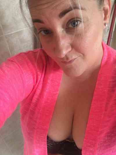 57Yrs Old Escort independent escort girl in: Hamilton Image - 3