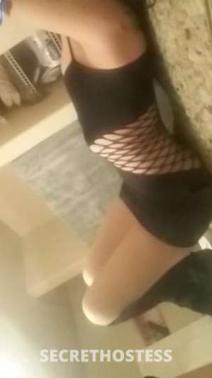 looking for a sexy babe who isnt afraid to get freaky im  in Portland OR