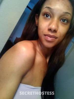 22 year old Escort in Seattle WA Sexxy Caramel Petite Beautyy