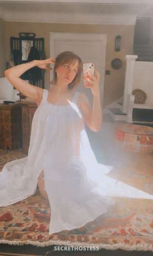 27 year old Escort in Arlington TX Massage therapist