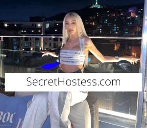 24 Year Old Blonde Russian Escort - Image 3