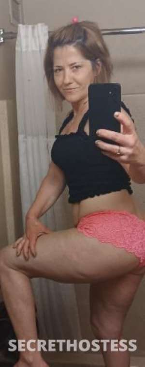 Cherry 40Yrs Old Escort Little Rock AR Image - 1