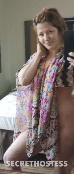 Cherry 40Yrs Old Escort Little Rock AR Image - 2