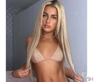 23 year old Brazilian Escort in Slough Sexy Hot Brazilian Woman, Independent