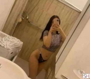 24Yrs Old Escort Size 8 London Image - 1