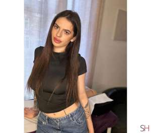 21 year old Latino Escort in Sheffield Hello! I m Carla, Independent