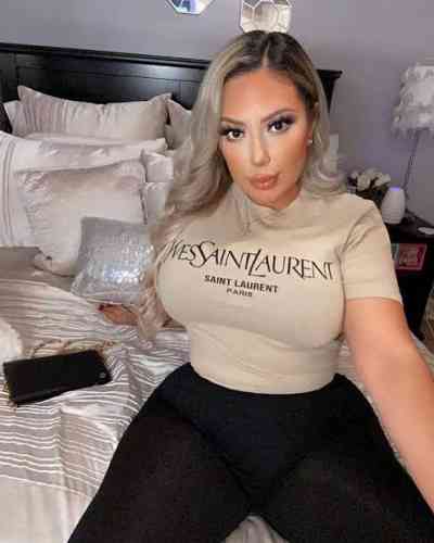 27 year old Escort in Ashburton Excort service