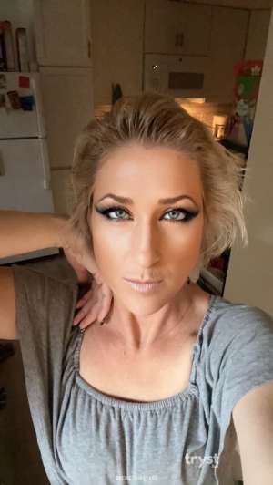 30 Year Old Caucasian Escort San Diego CA Blonde - Image 7