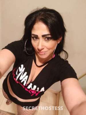 30 year old Italian Escort in Wilmington NC Curvaceous BIG. BOOTY . . Italian .. Cutie . . NEW