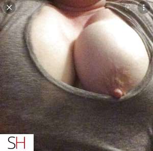 48 year old European Escort in Winnipeg Great $50 bjs or more with Jaime today