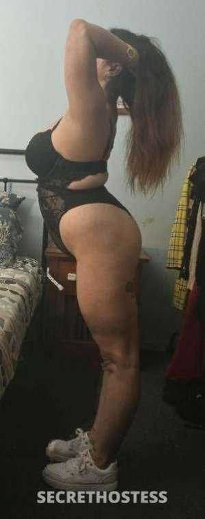 Curvy, Young Babe with Natural F's in Brisbane