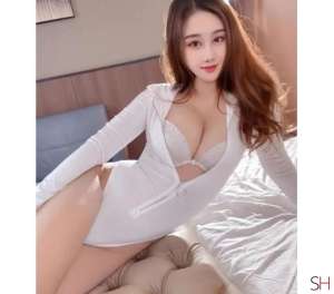 Cherry 25Yrs Old Escort London Image - 1
