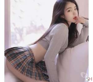 Cherry 25Yrs Old Escort London Image - 3