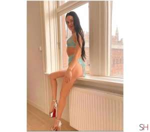 21Yrs Old Escort Hertfordshire Image - 3