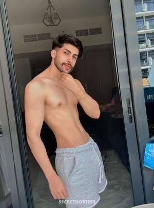 Rayan 23 cm, Transsexual escort in Dubai
