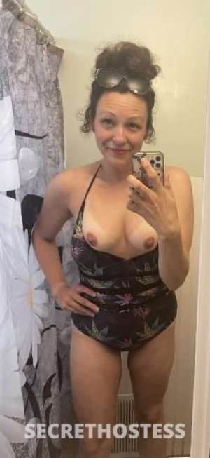 "MILF Next Door: Ready for Your Morning and Night  in Indianapolis IN