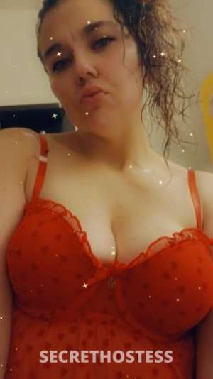 Allie: The Curvy 28-Year-Old Ready to Bring You the Time of  in Lowell MA