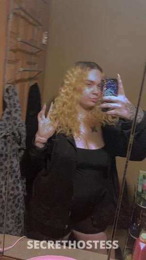 Hey There, I Am Hannah!I'm a 27 year old, clean, friendly,  in Chicago IL
