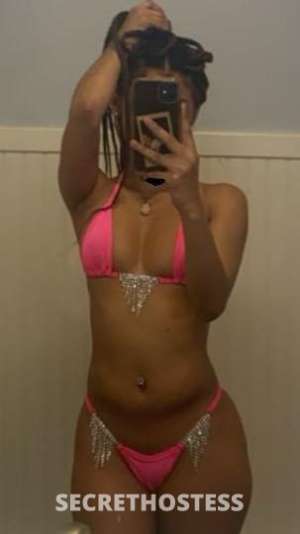 * Sexy Slim Thick Caramel Skin Escort for Outcalls and Car  in Lowell MA