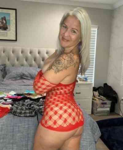 50Yrs Old Escort Layla's Amazing Party Girl New in Cardiff Image - 3