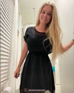 26 year old Escort in Carbondale IL Unforgettable Satisfaction In-Call Out-Call, and Car 