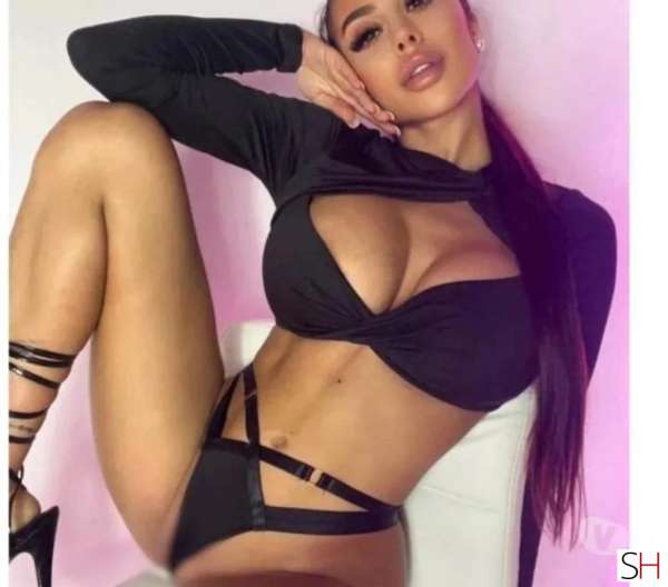 22Yrs Old Escort Hertfordshire Image - 6