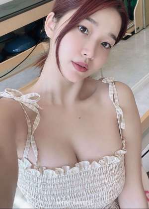 22Yrs Old Escort 48KG 165CM Tall Kuala Lumpur Image - 1