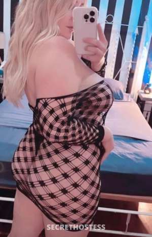 Scarlett Aussie Vixen with Juicy GCup Breasts and Award$ in Tamworth