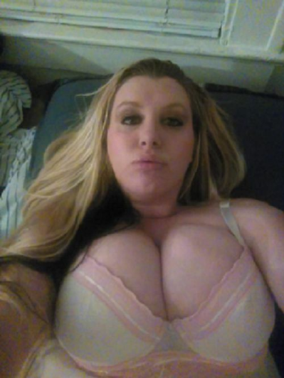💢50Yrs Older Unhappy Sexy Women Husband is out of town  in Bury St Edmunds