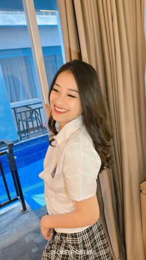 Alana 21Yrs Old Escort 53KG 165CM Tall Bali Image - 1