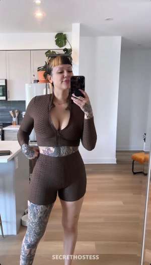 27 year old Caucasian Escort in Chambersburg PA Looking for Fun and Humor Lets Play