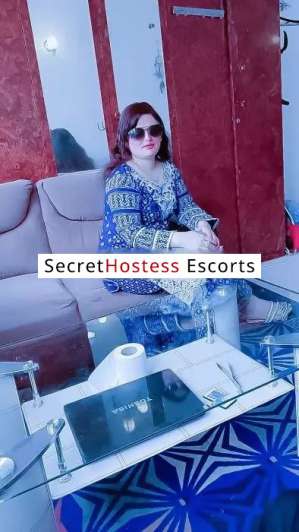 22Yrs Old Pakistani Escort Black Hair Brown Eyes A Cup 40KG  in Muscat