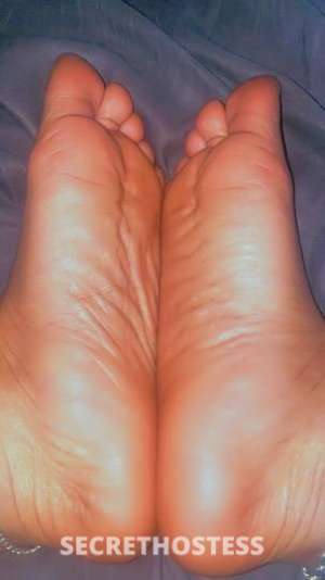 Feet worship Foot fetish Pics/Videos if requested Special  in Buffalo NY