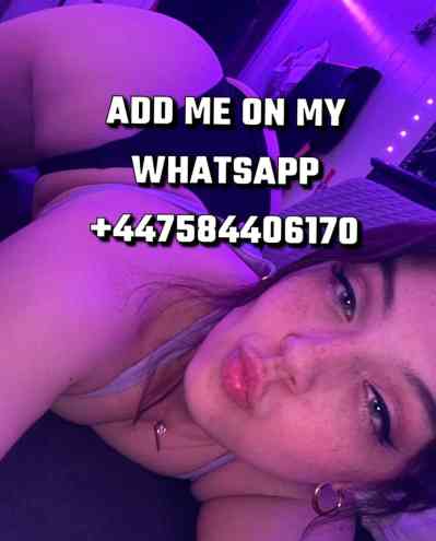 25Yrs Old Escort Size 10 50KG 145CM Tall Ashton-under-Lyne Image - 1