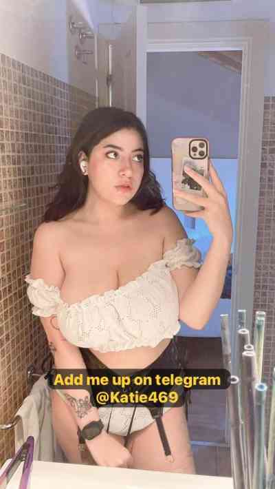 27Yrs Old Escort Size 14 56KG 156CM Tall Basingstoke Image - 1
