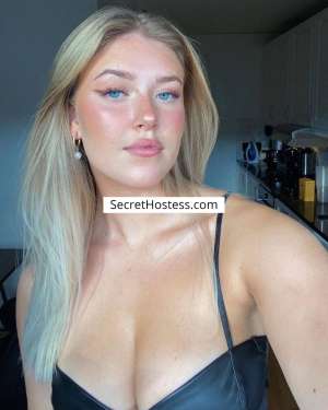 25 year old Caucasian Escort in independent escort girl in: Prague Sensuality and Experience The Captivating Companion